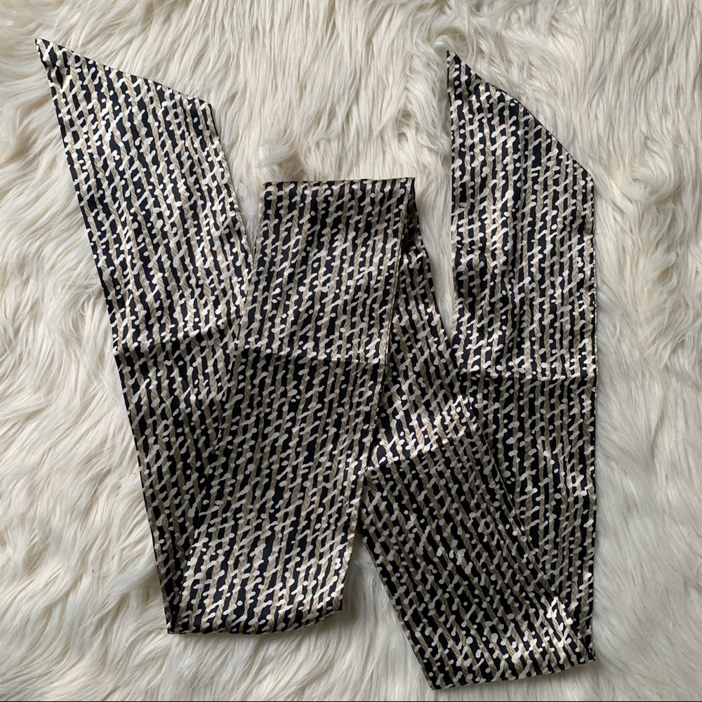 ❤️Vintage❤️Long Black & Tan Scarf❤️Classic - Picture 2 of 2